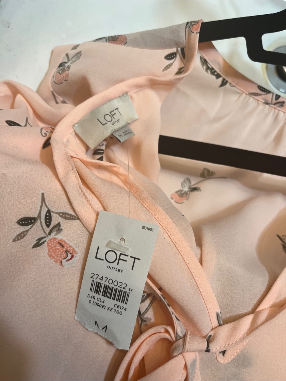 LOFT Soft Blush Floral Ruffle Sleeve Blouse - Bundle - Picture 2 of 6